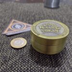 Picador amsterdam lion rolling 3 partes GOLD DORADO - Imagen 4